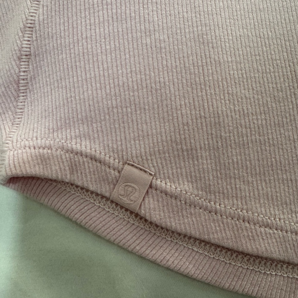 Lululemon Ribbed Crop Tank - Picture 4 of 5